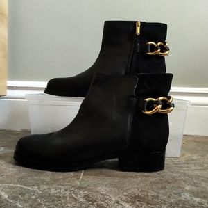 Sam Edelman Chester Ankle Boots with Gold Chain on Heel. Size 8 1/2 M, 39 M